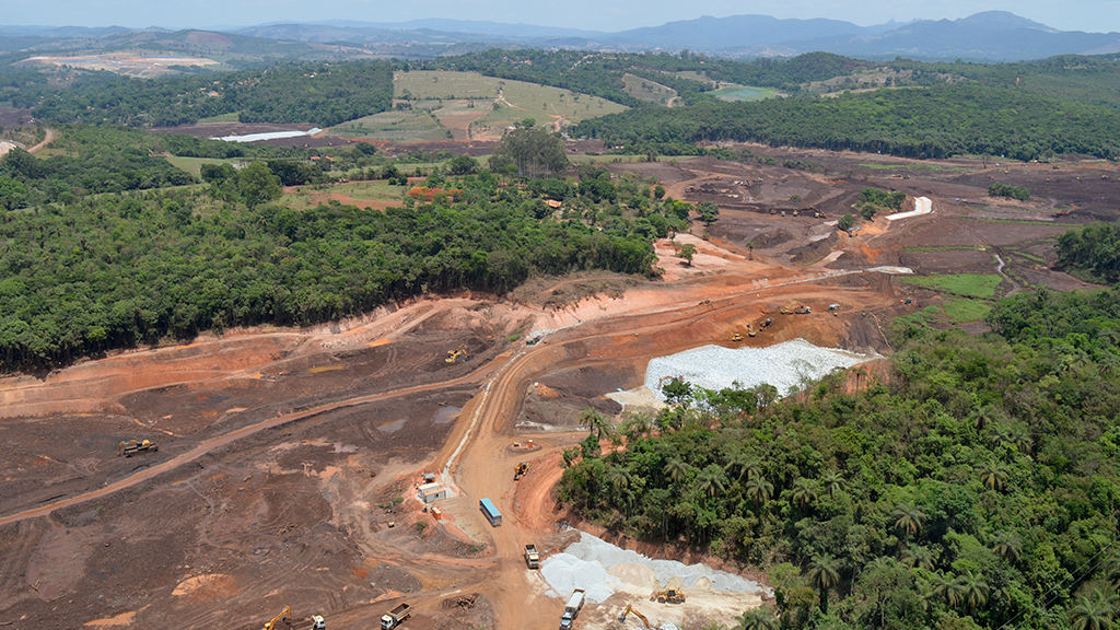 Vista área da área afetada pelo rompimento da barragem de rejeitos da Mina Córrego do Feijão